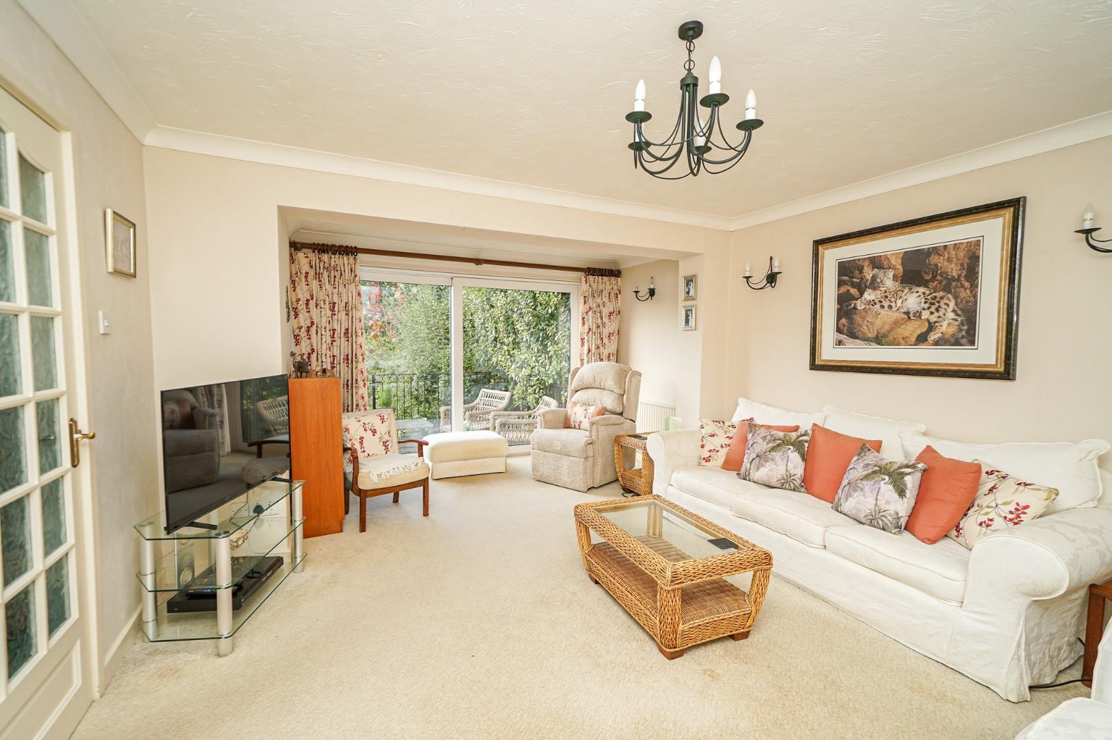 Chestnut Hill, Leighton Buzzard Quarters Estate Agents